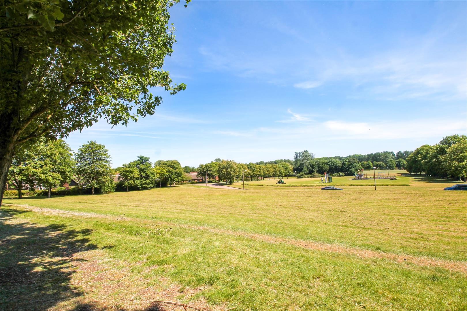 Eynsham Court., Woolstone, Milton Keynes